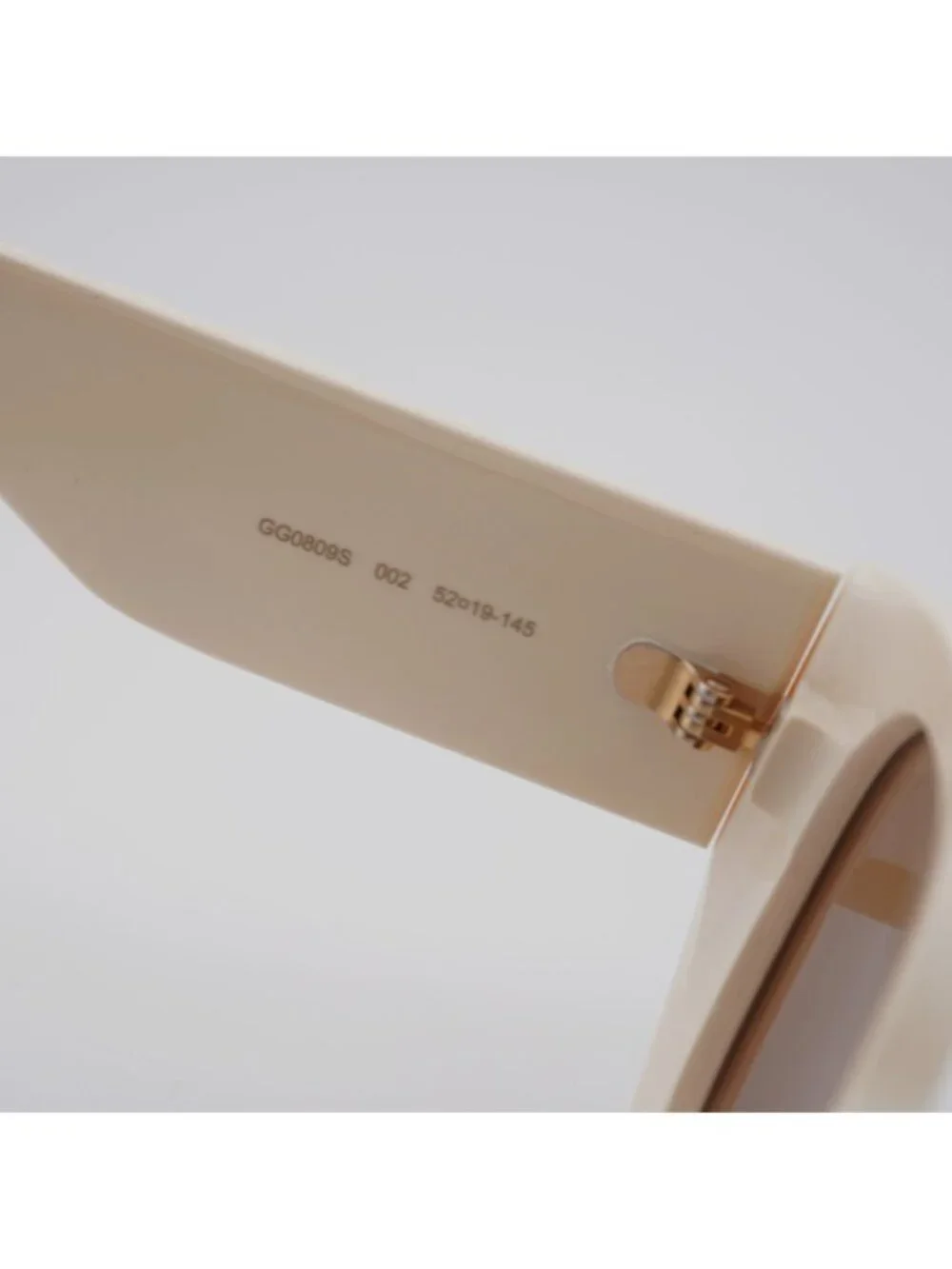 Gucci GG0809S 002 Sunglasses Ivory Cat Eye Frame, Brown Lenses